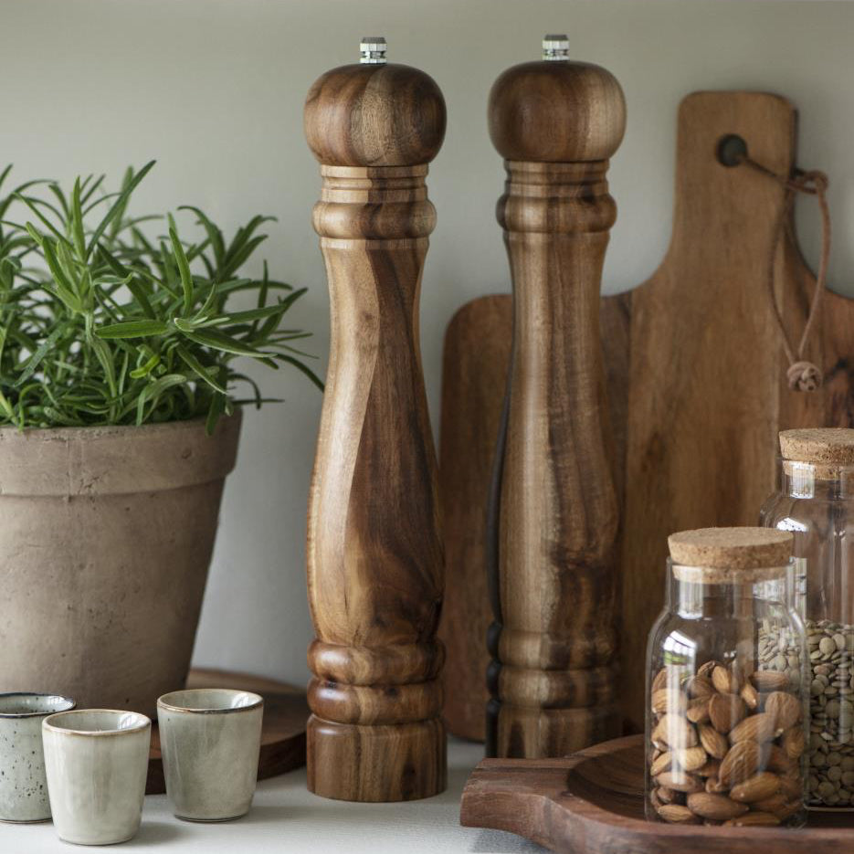 Salt & Pepper Mills