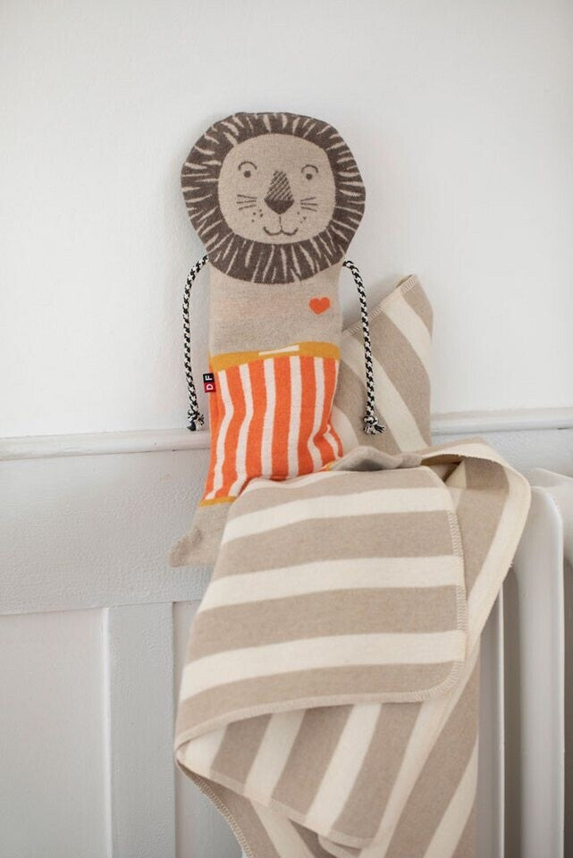Puppet Blankets